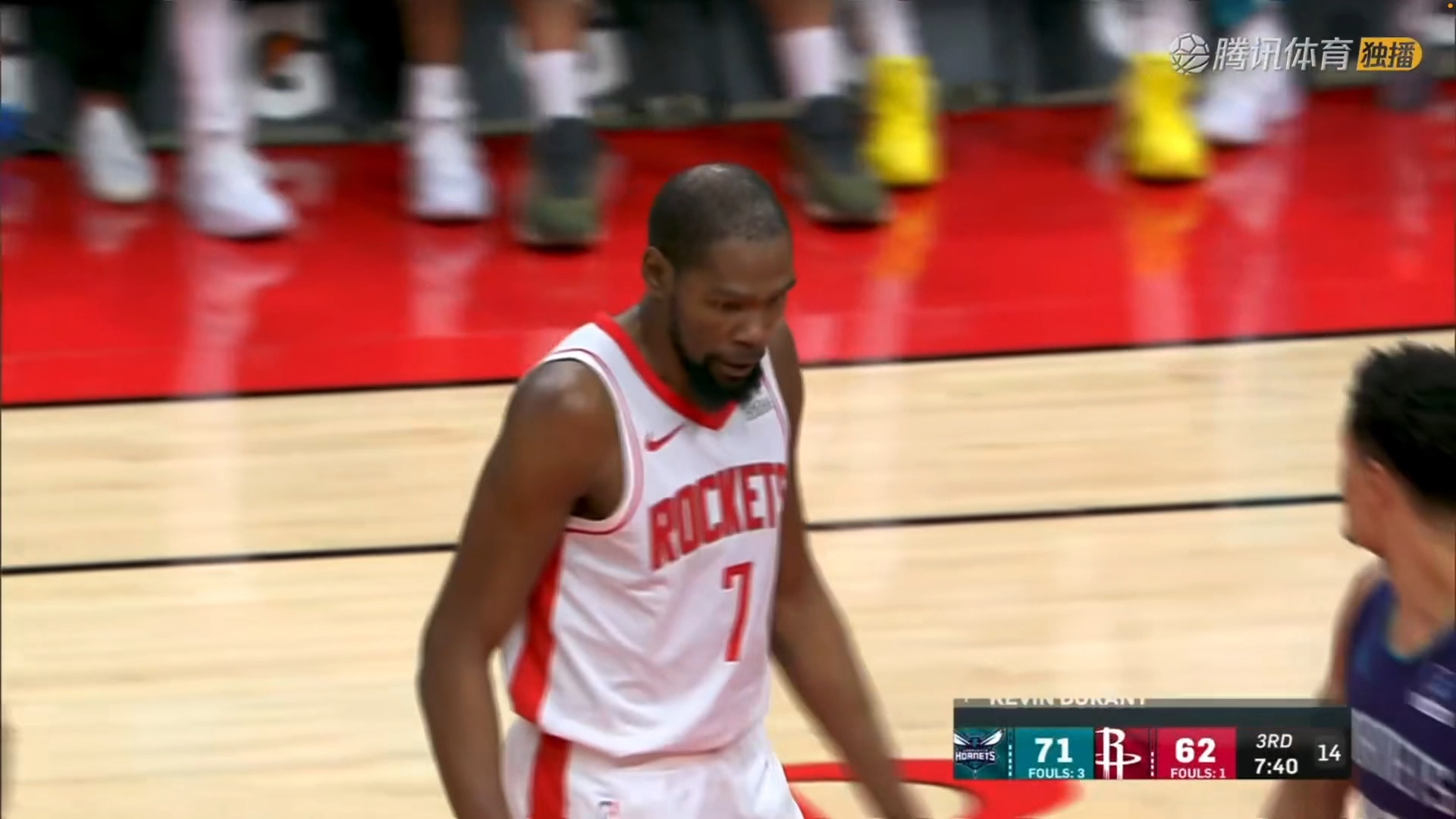 BB体育-包含杜兰特迎来十五赛季高光表现,西班牙队球迷沸腾!的词条