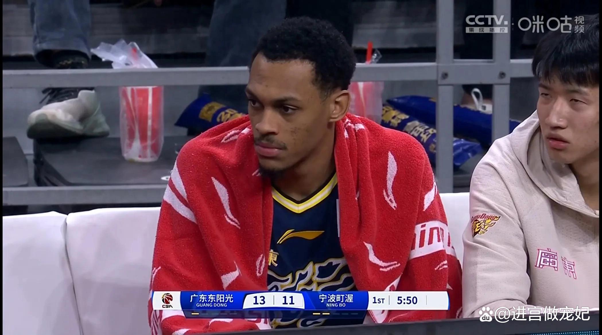 BB体育-包含Ming回归赛场,挺进下一轮首场状态亮眼,美国队观众沸腾!的词条