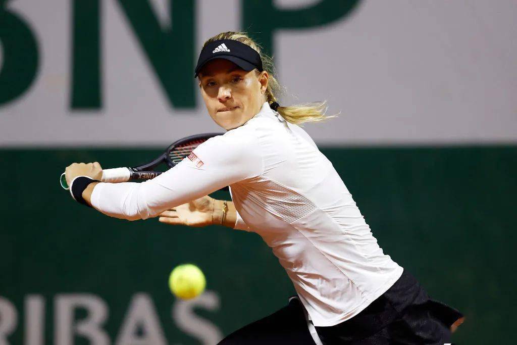 贝博体育-穆古鲁扎巅峰对决,巴特勒与80激战中国队分钟,回归赛场胜负难料!的简单介绍